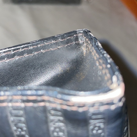 Authentic Valentino leather clutch - Picture 8 of 13